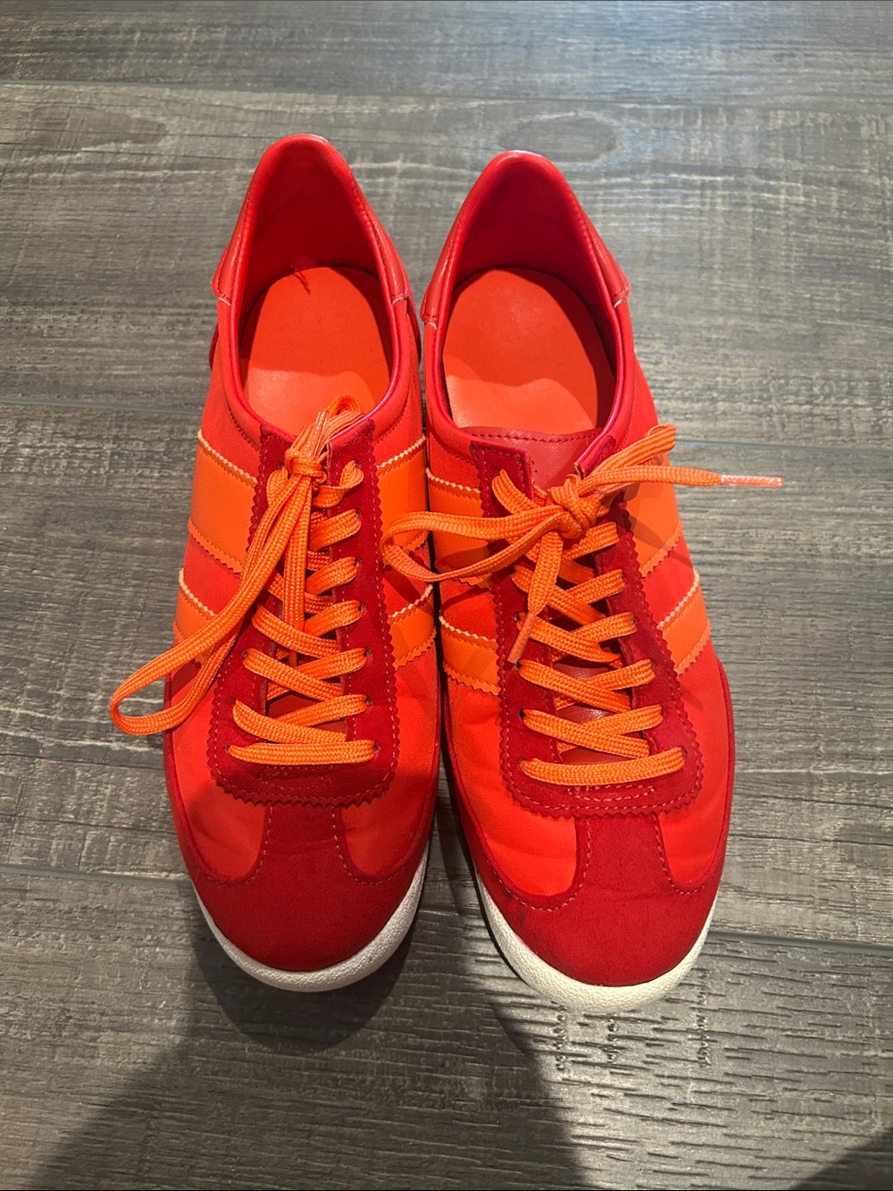 Madden Girl Red and Orange Retro Low-Top Sneakers - Picture 2 of 5